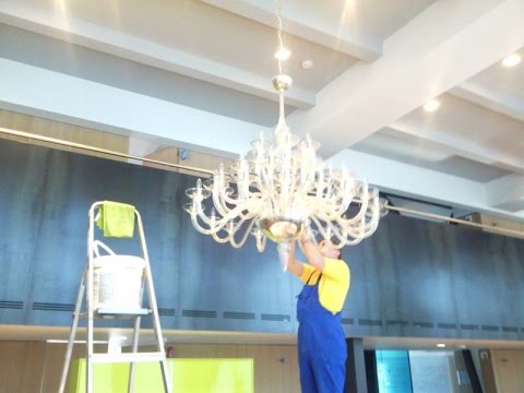 Чистка металевих частин світильника